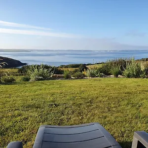 Bed & Breakfast Reflets De La Mer..., Plomodiern